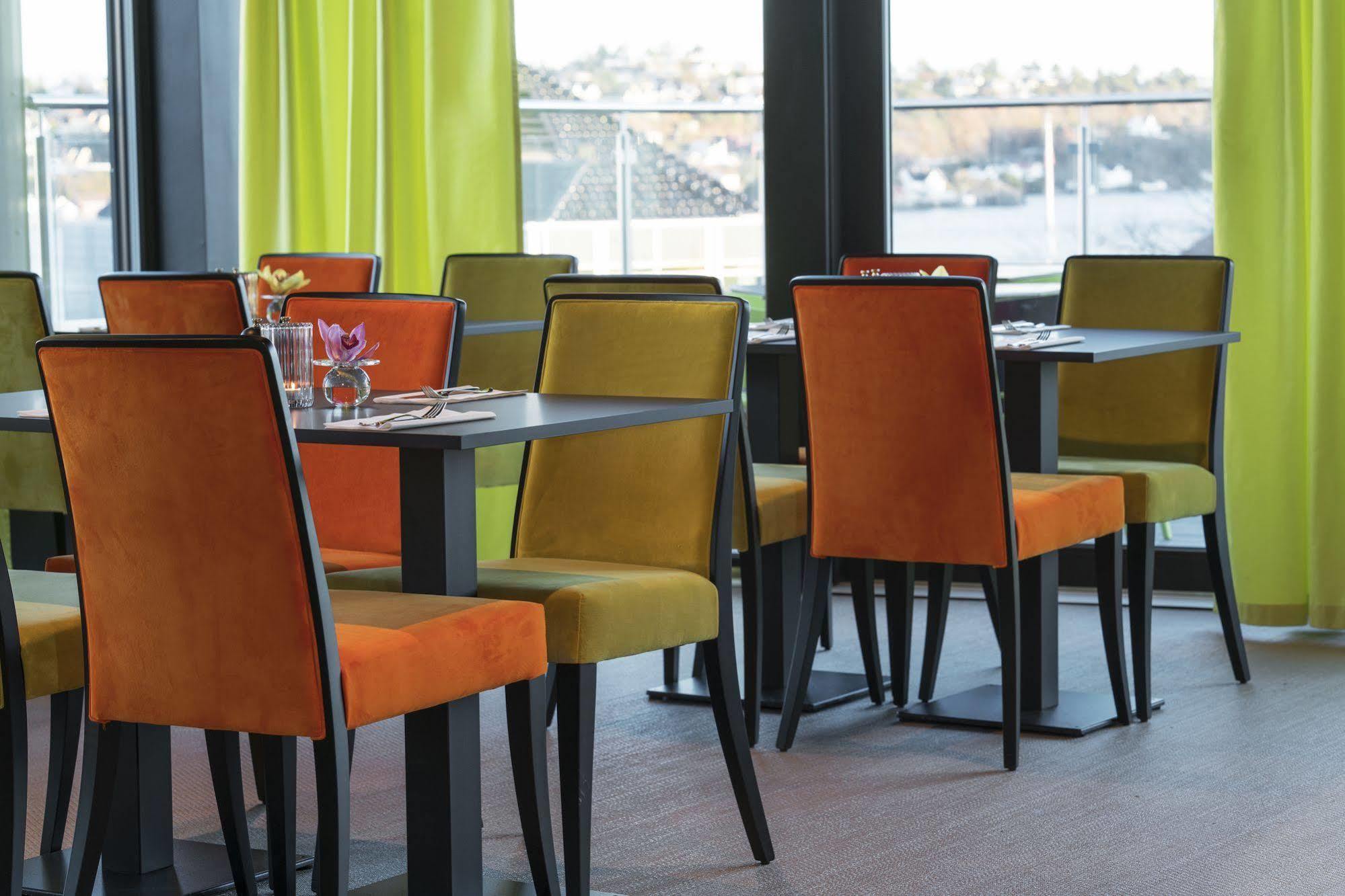 Thon Hotel Арендал Екстериор снимка